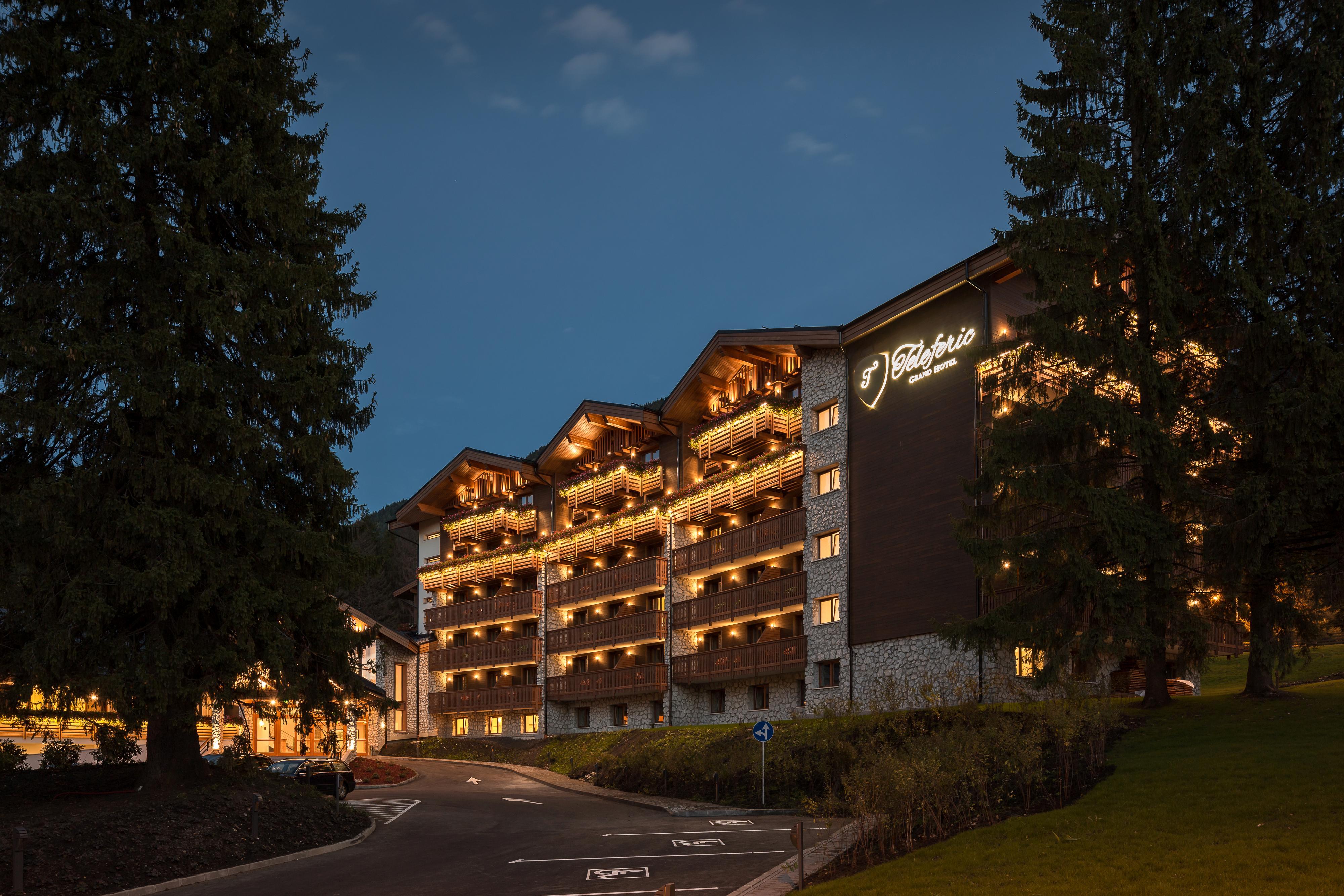 Teleferic Grand Hotel Poiana Brasov Exterior foto